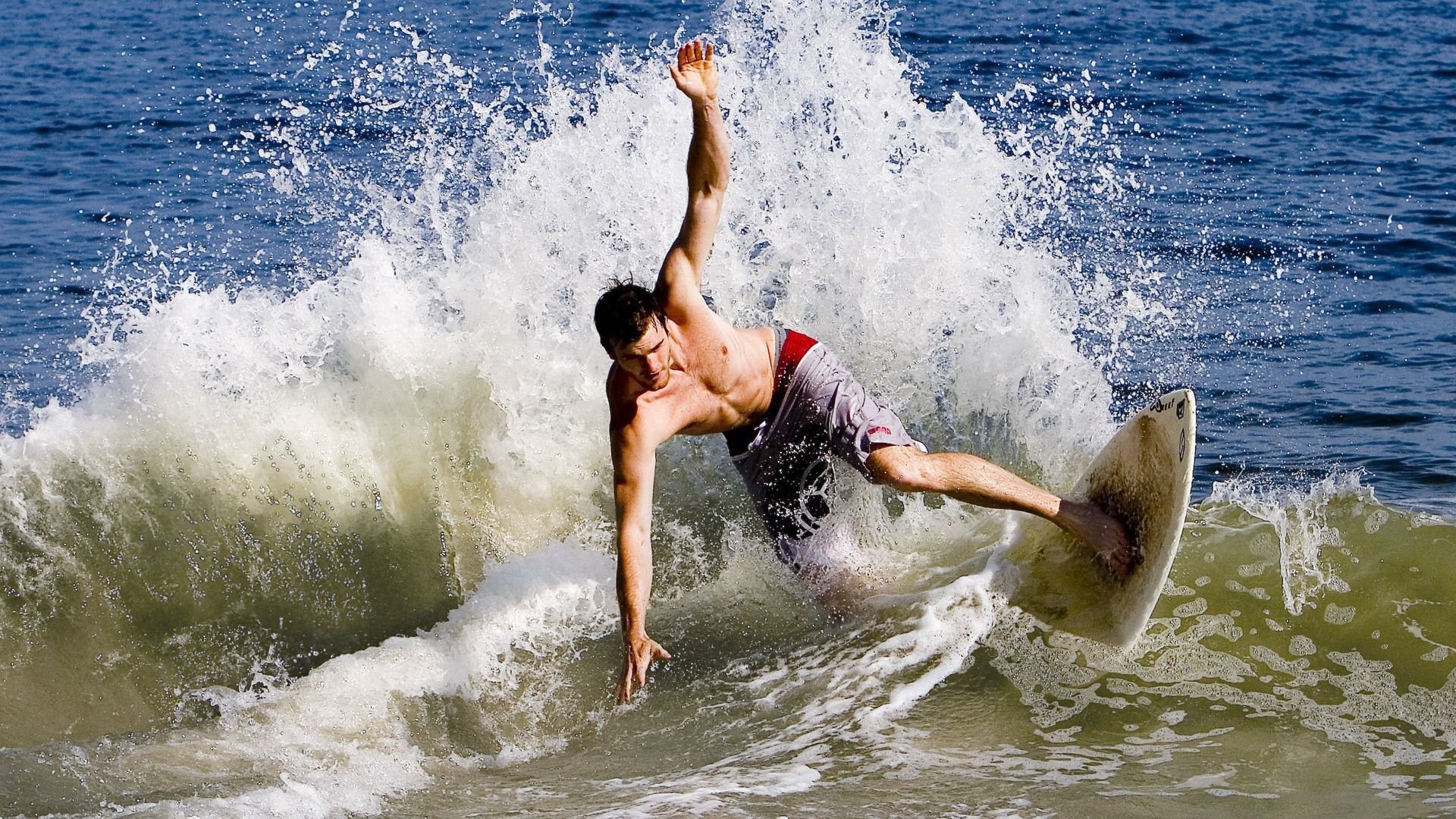 爱游戏-【战术解析】马克·塞尔比：如何用防守布局扼制对手？，马克,塞尔比